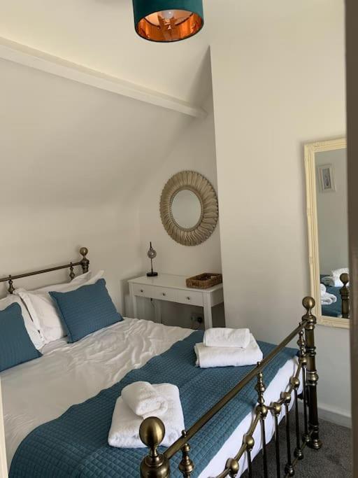 Award Winning Pet Friendly Paddock Cottage Whitby Esterno foto
