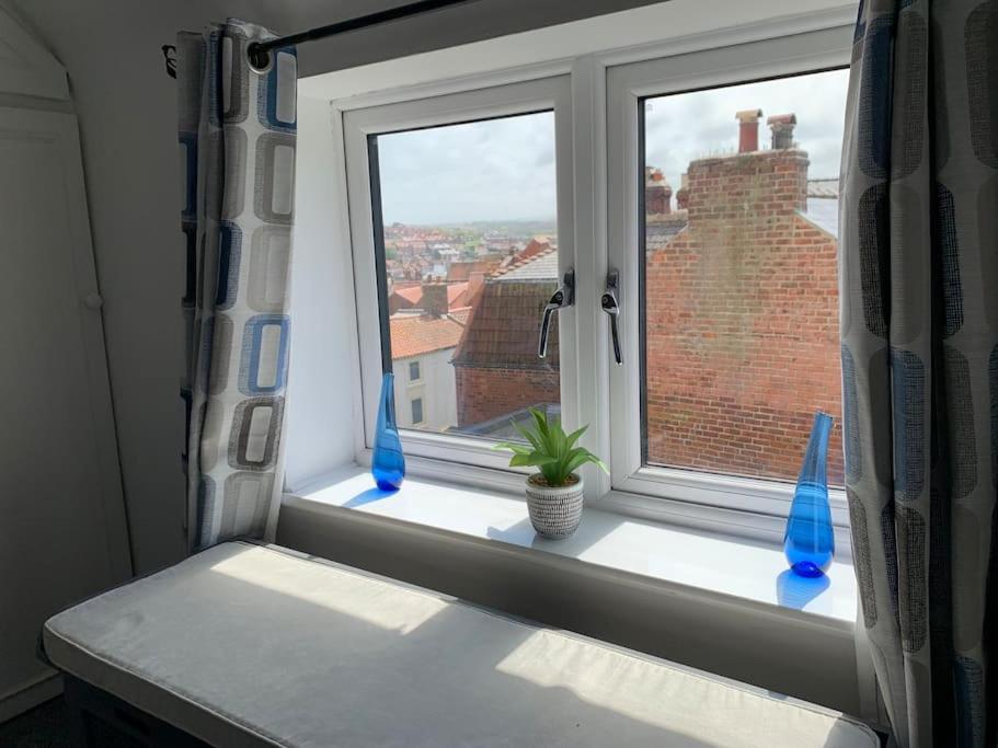 Award Winning Pet Friendly Paddock Cottage Whitby Esterno foto
